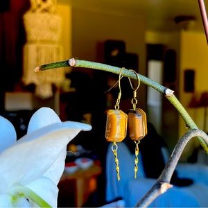 Handmade Tigers eye vintage dangly beads earrings retro